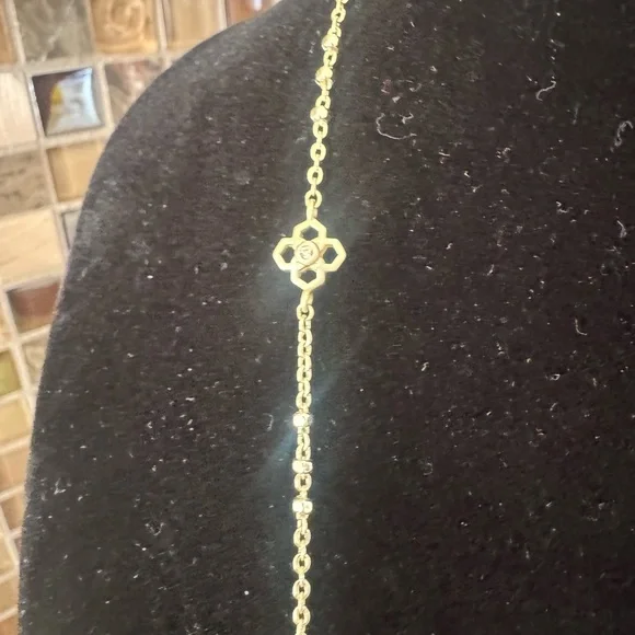 Kendra Scott Gold Chain Necklace with Floral Accents new without tags - Picture 3 of 11